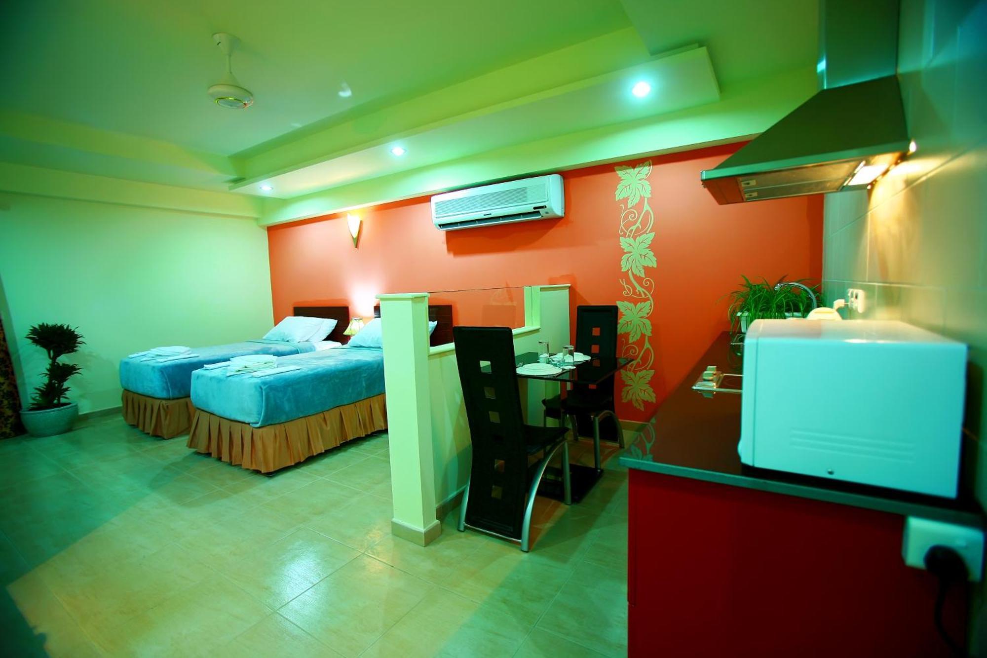 Johny International Hotel Mascate Exterior foto