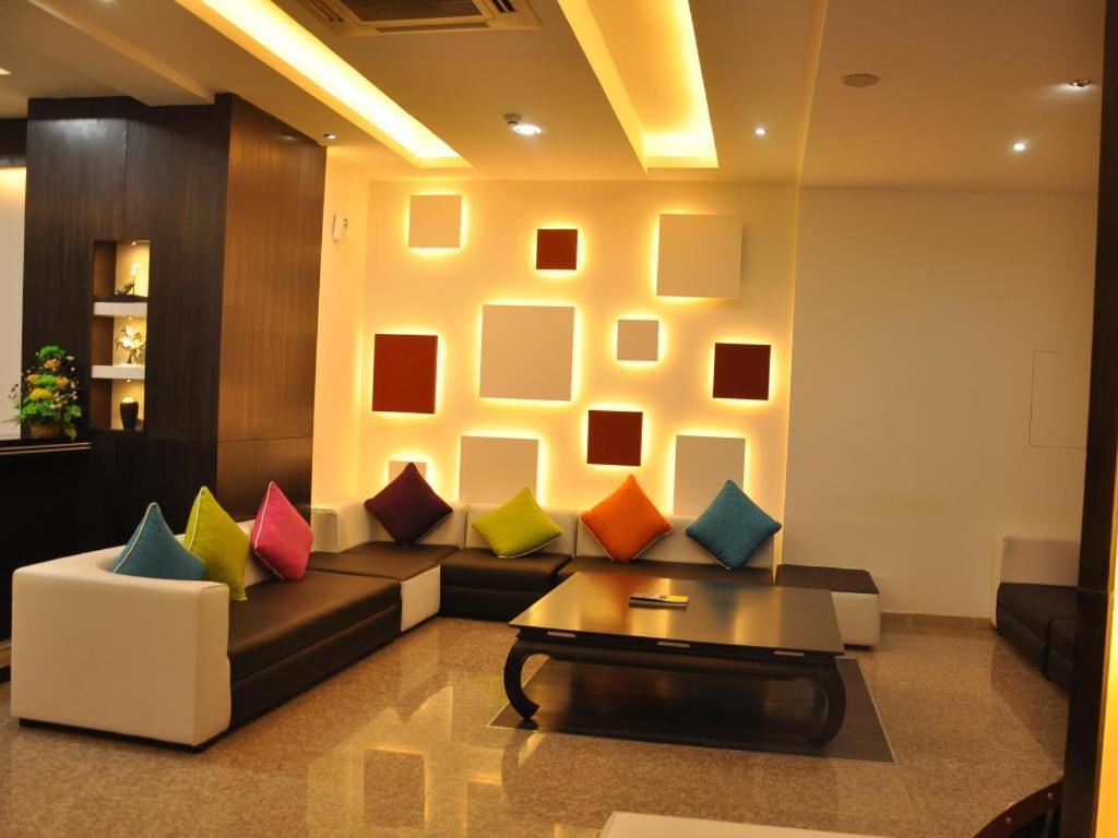 Johny International Hotel Mascate Exterior foto