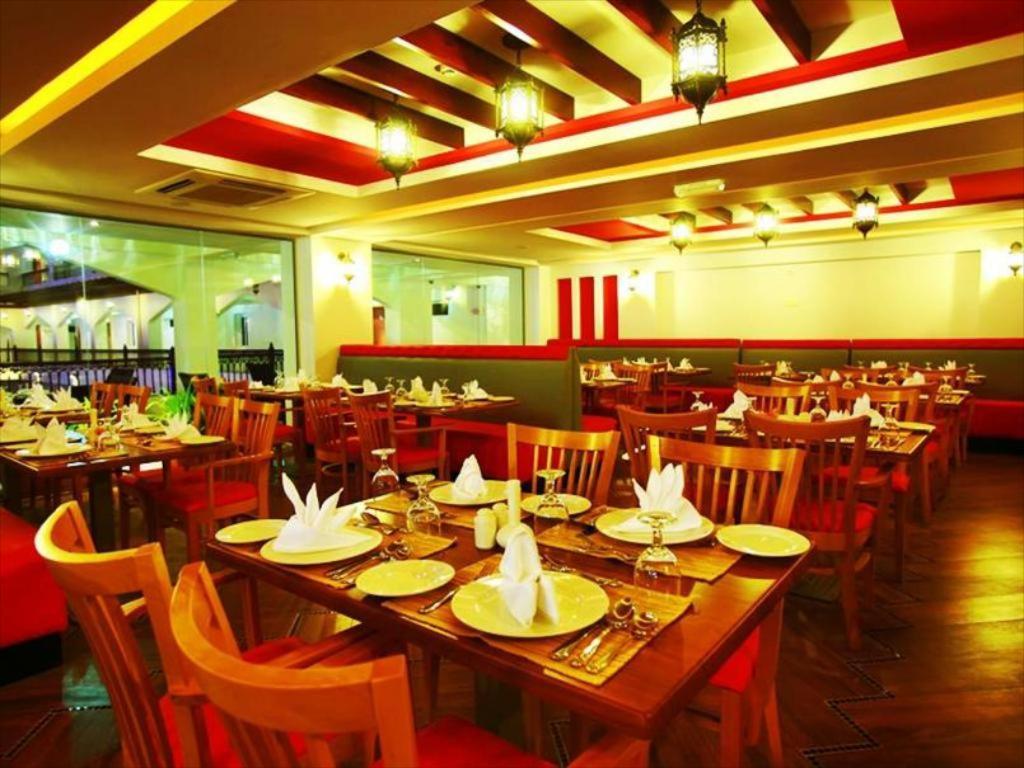 Johny International Hotel Mascate Exterior foto